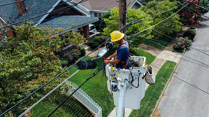 man bucket truck